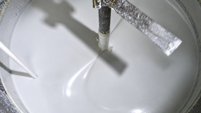 How to Find a Reliable Marble Glue Manufacturer in China